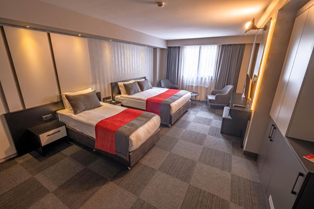 Methishotel Karsiyaka  Bagian luar foto