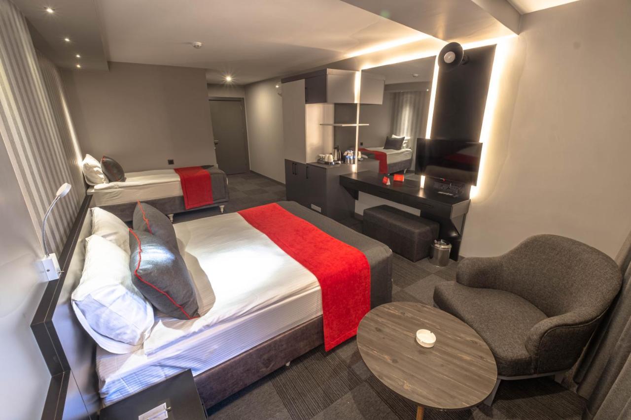 Methishotel Karsiyaka  Bagian luar foto