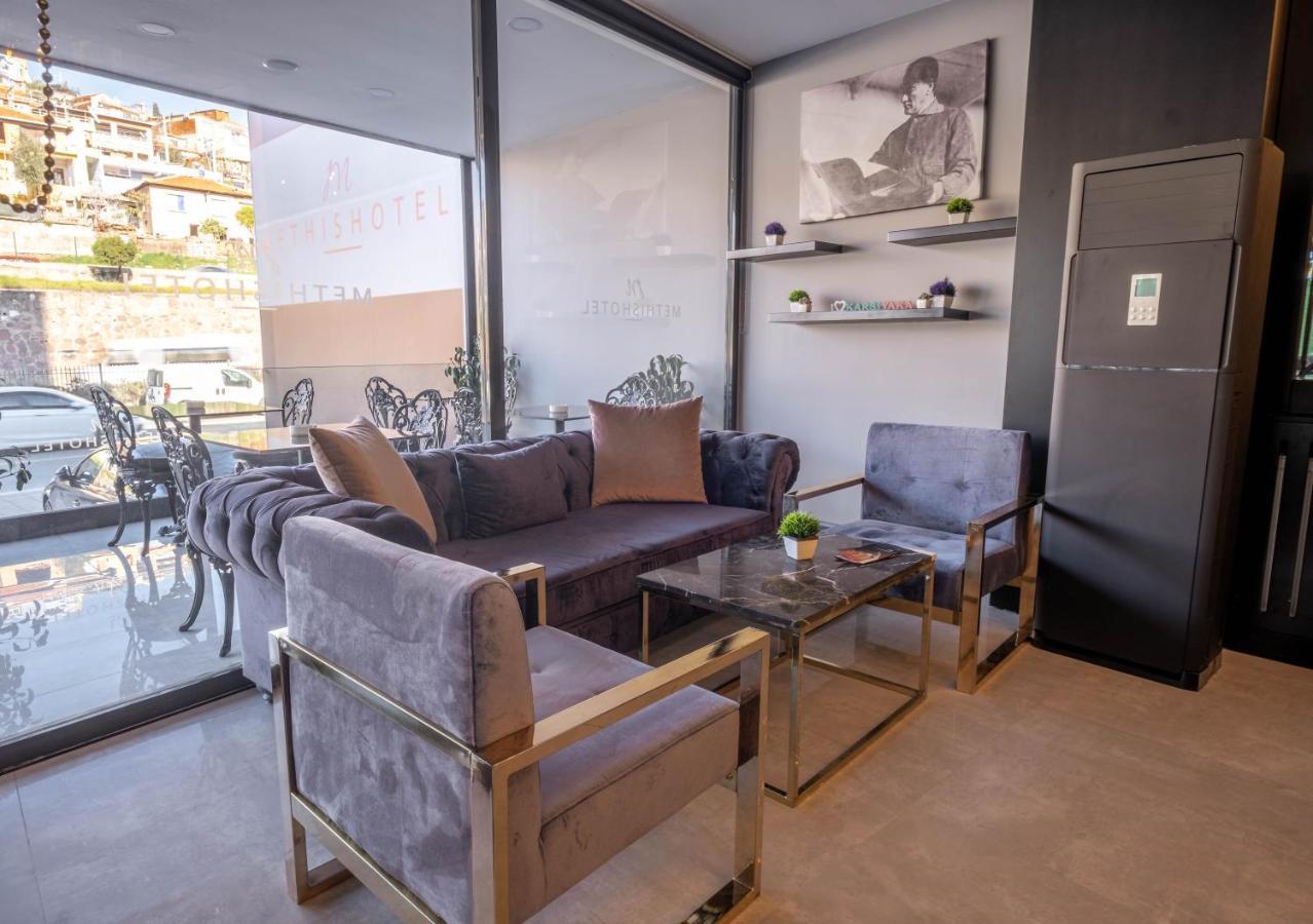 Methishotel Karsiyaka  Bagian luar foto